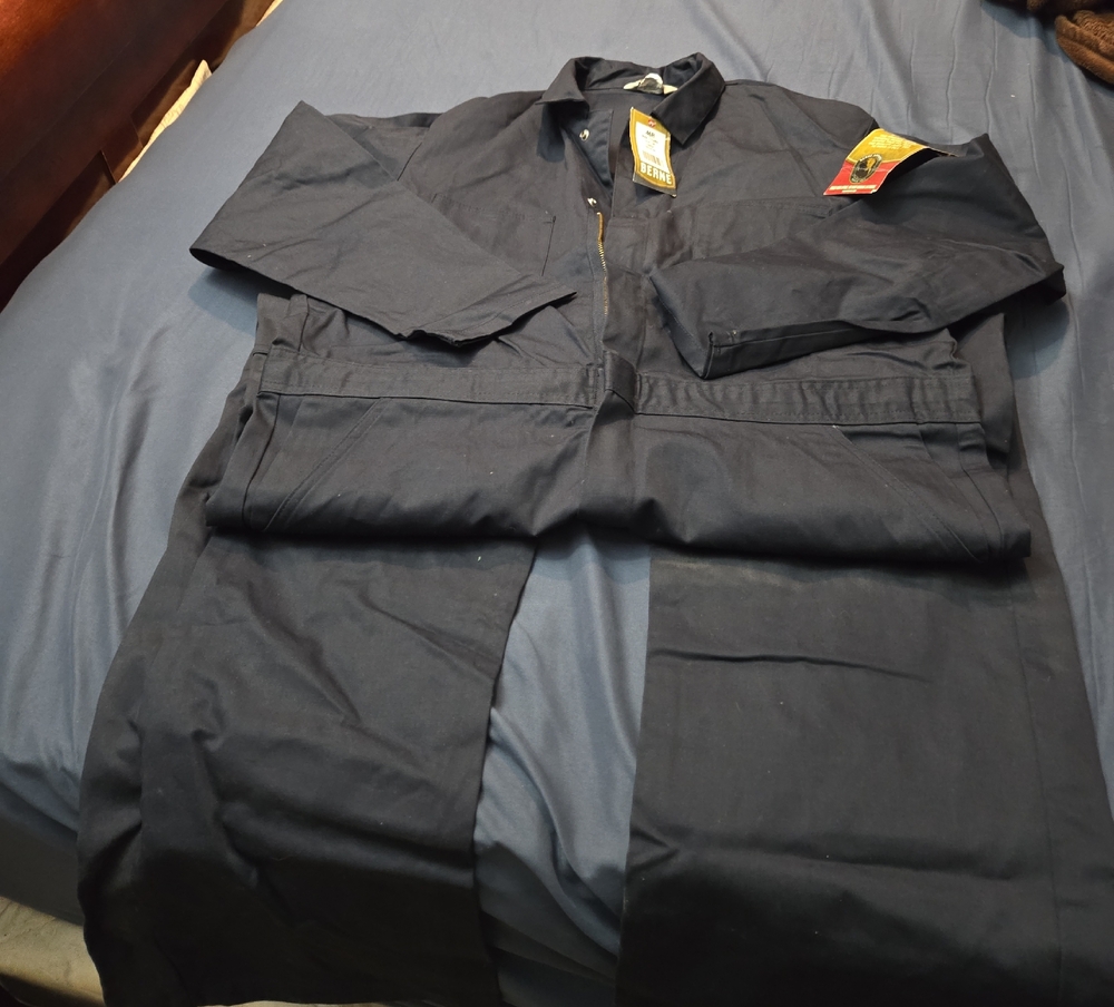 Men's Lightweight Black Cover Alls For Eeryday Work - Classic Utility Style
